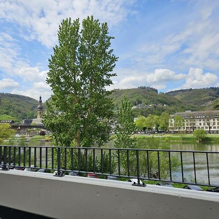 Moselblick II Ad Reichsburg Parkplatz 100M Marktplatz Кохем Екстериор снимка