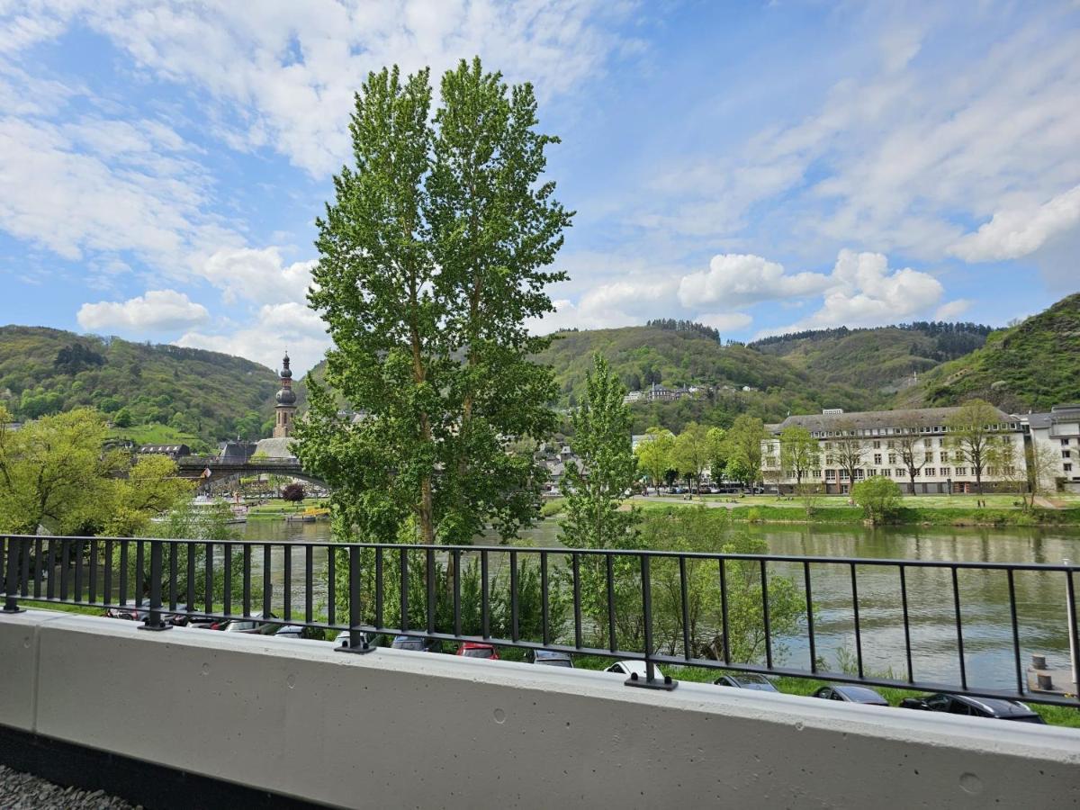 Moselblick II Ad Reichsburg Parkplatz 100M Marktplatz Кохем Екстериор снимка